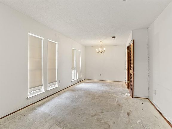 4th image of 1904 Killington Dr