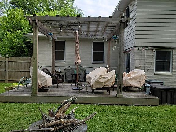 2nd image of 1026 Stockton St