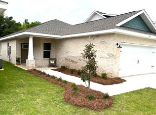 1502 27th St, Niceville, FL 32578