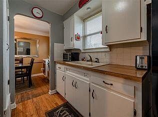 4th image of 13104 Thraves Ave