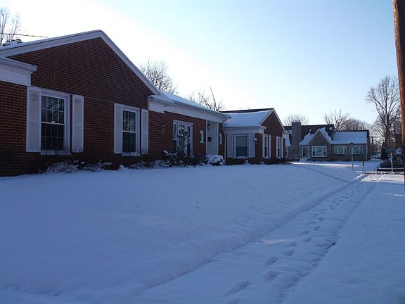 4th image of 501 Glendale Dr