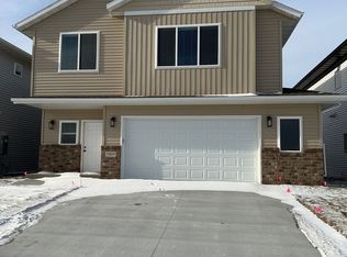 7469 23rd St S, Fargo, ND 58104
