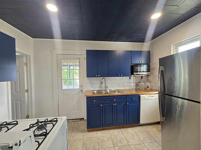 72 Town Hill Ave #1 — Photo 15