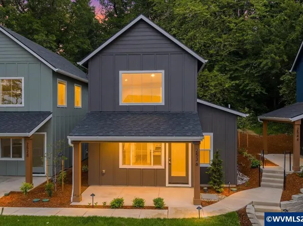 2592 Gilbert St SE, Salem, OR 97302