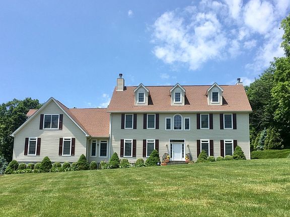 205 Pinesbridge resized.jpg