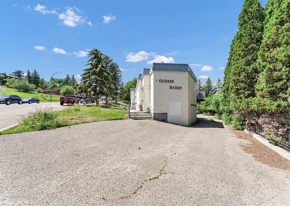 1st image of 6 S Chinook Dr SW #5