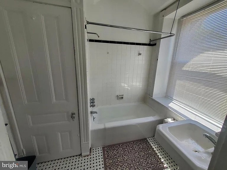 1335 Perkiomen Ave #7 — Photo 6
