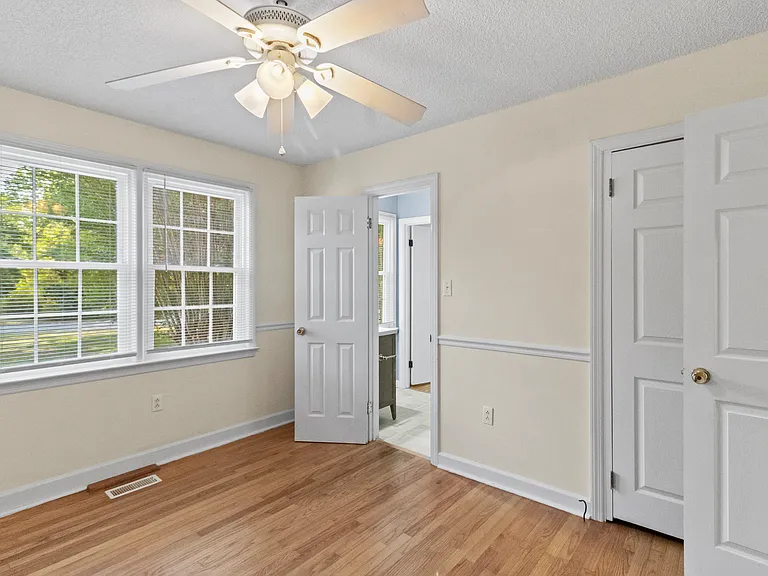 3234 Hunter Dr — Photo 11