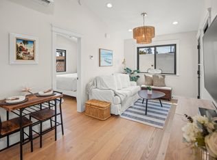 321 B Ave #3, Coronado, CA 92118