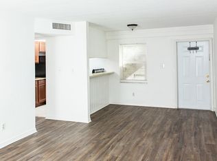 14001 San Casa Pl APT 201, Tampa, FL 33613