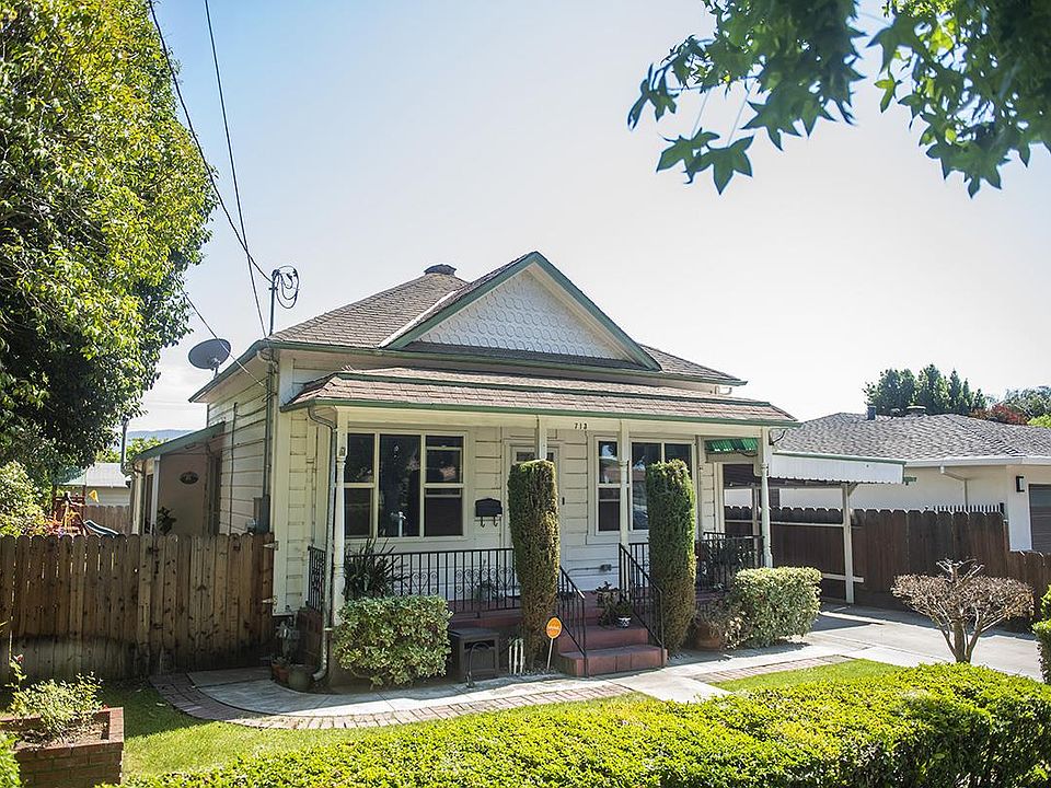 1st image of 713 7th St