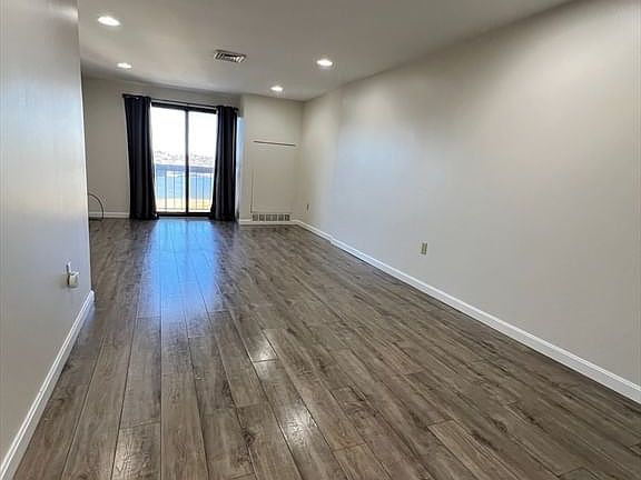 2nd image of 90 Quincy Shore Dr APT 712