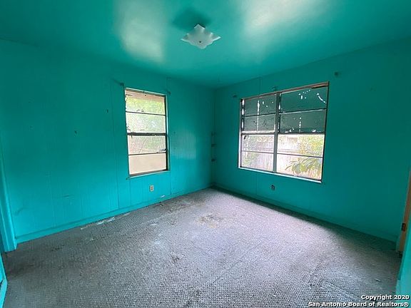 5th image of 1309 A St