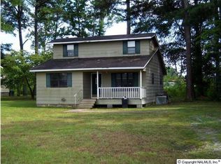 107 Timber Gap Cir, Hartselle, AL 35640