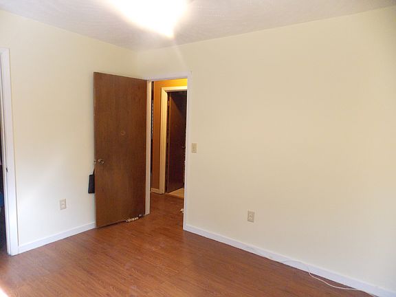 5th image of 5313 Brookhollow Dr