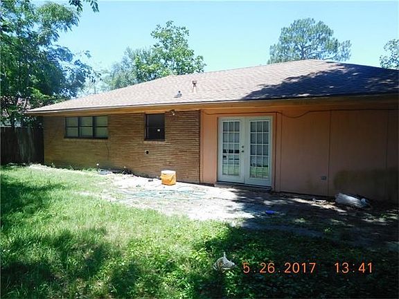 4th image of 4882 Redwood St