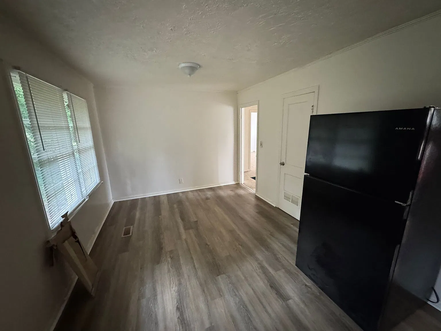 3082 Somerset Drive - 1 — Photo 3