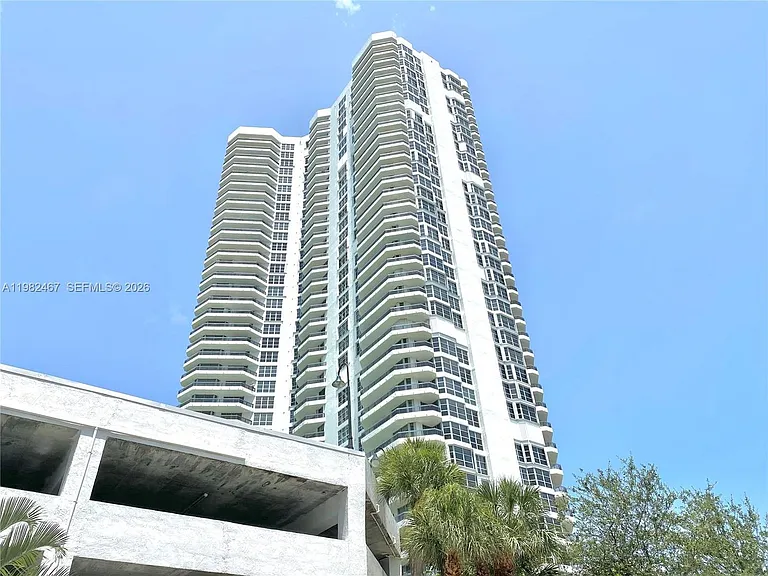 3500 Mystic Pointe Dr #3103 — Photo 6