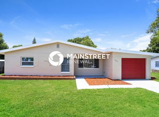 8464 Hollyhock Ave, Seminole, FL 33777