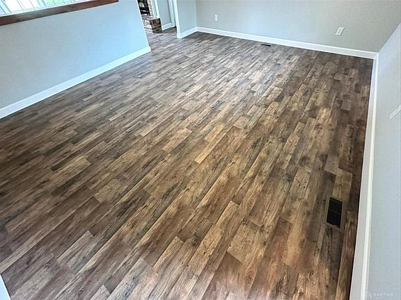 5th image of 6339 Longford Rd