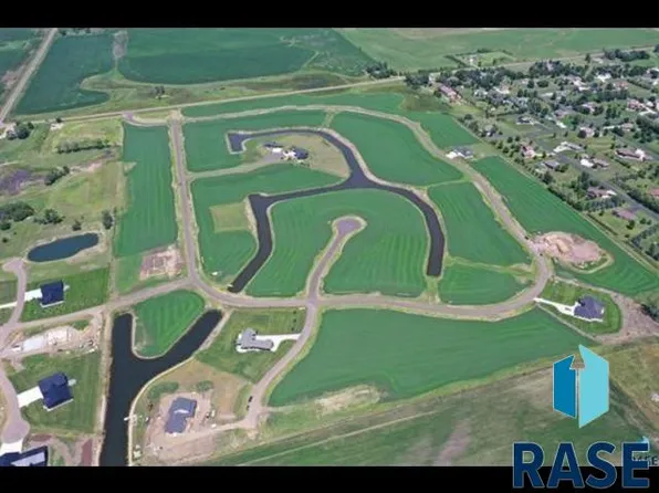 411A Prairie Cir, Tea, SD 57064