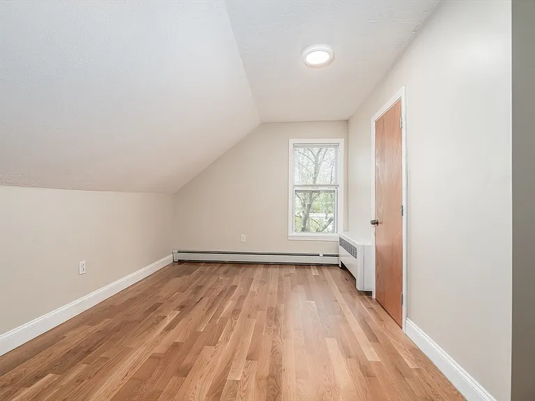 62 Temple St #2 — Photo 9