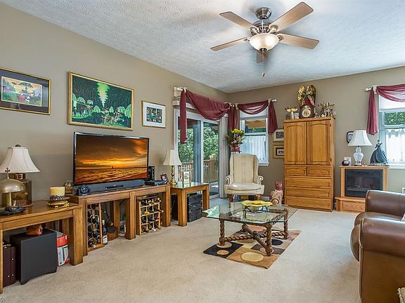 5th image of 18279 Crystal Lakes Dr