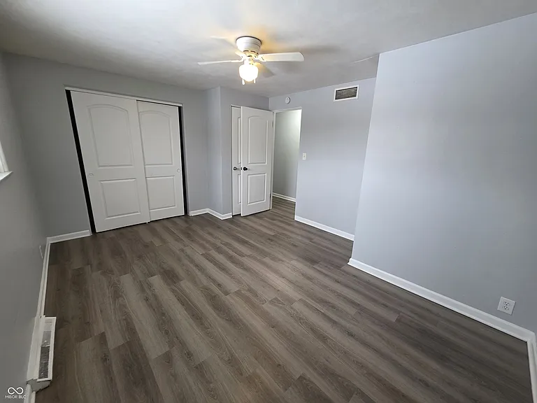 10166 Southeastern Ave — Photo 10