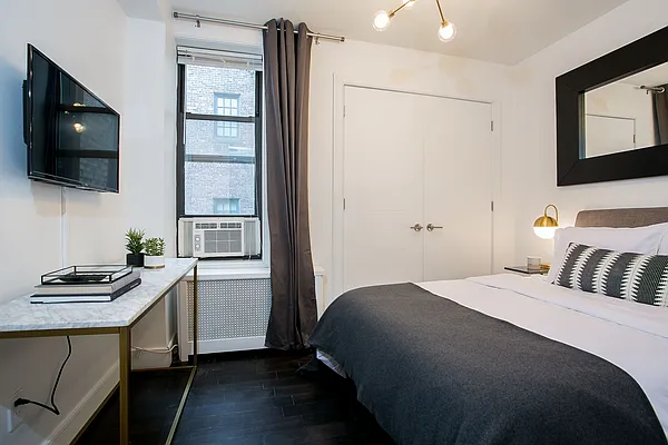 Rented by Bedrose | media 43