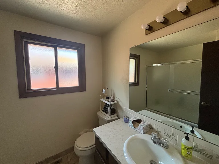 3717 Butternut Ave — Photo 4