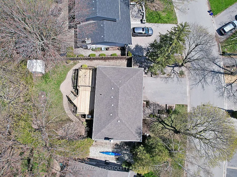 2055 Waters Edge Dr — Photo 26