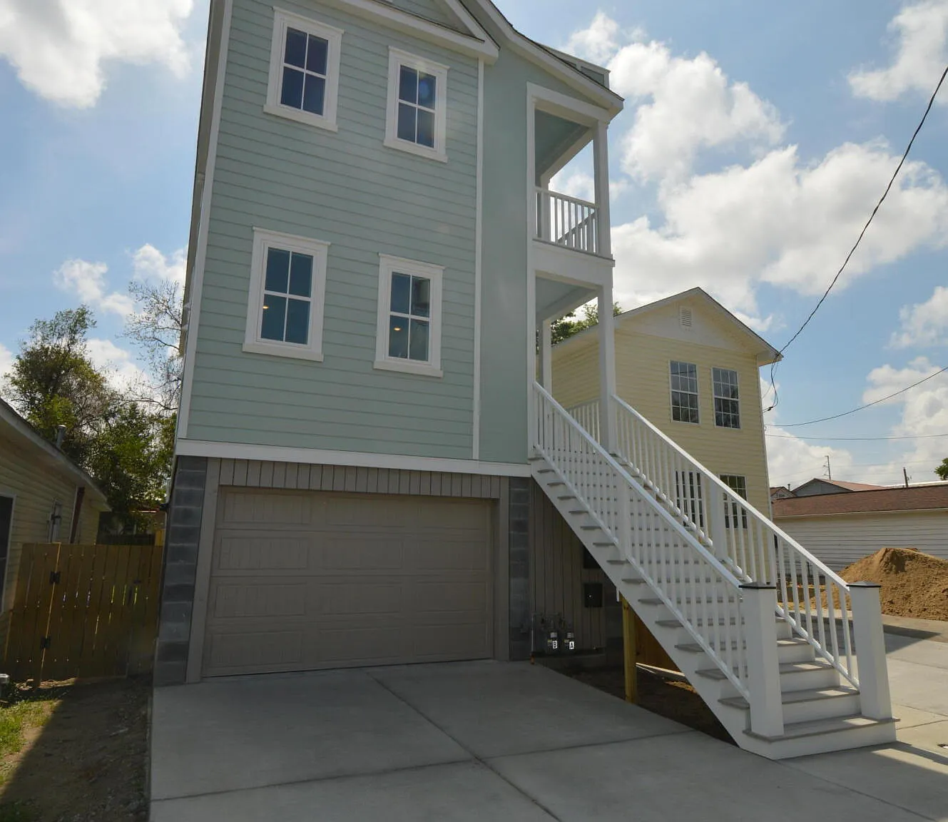 2 bed, 1.5 bath, 1150 sqft, $2,900 — Photo 1