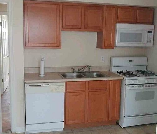4th image of 7287 Teal Ave