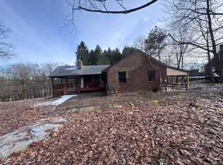 127 Pine Ridge Acres, Valencia, PA 16059