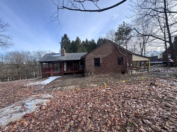 127 Pine Ridge Acres, Valencia, PA 16059