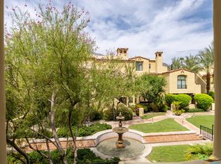 245 Villorrio Dr E, Palm Springs, CA 92262