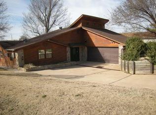 11214 E Cedar Lake Dr, Hinton, OK 73047