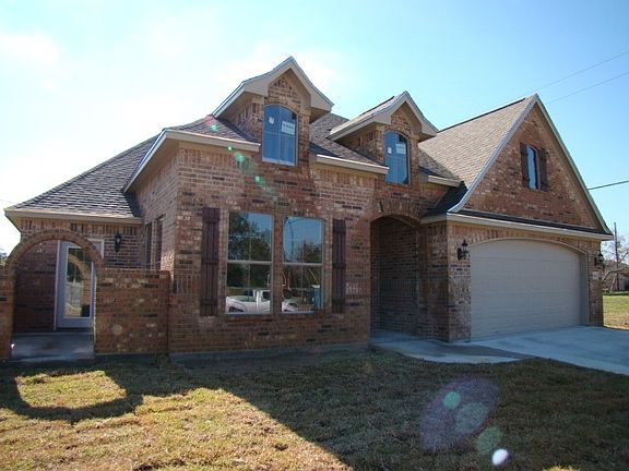 2nd image of 7915 N Windemere Dr