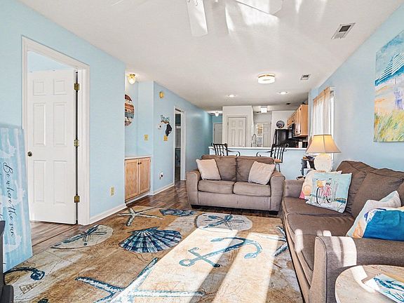 5th image of 213 Landing Rd. #D