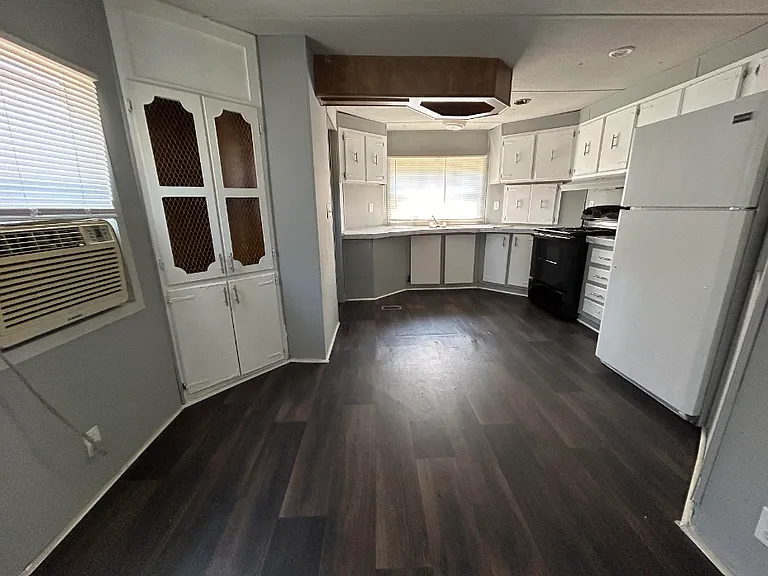 105 Scarlet Dr #20 — Photo 5