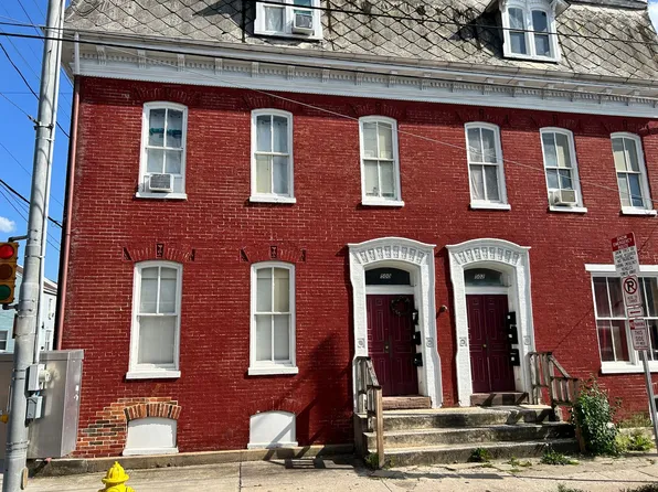 500 W Philadelphia St