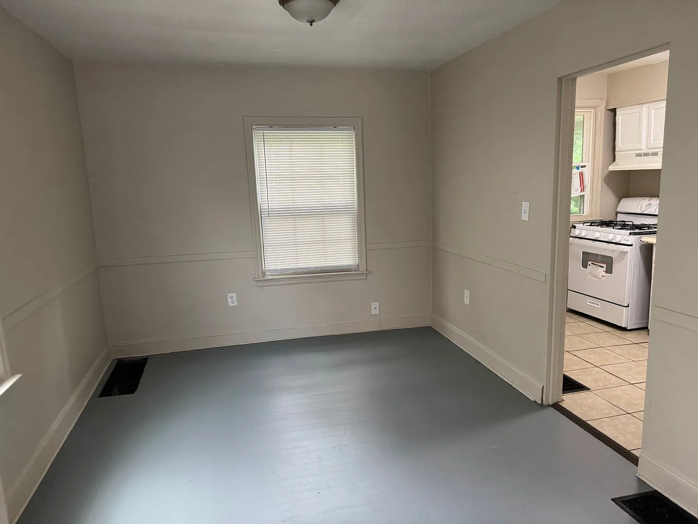 369 N Roosevelt (4-5) (DUP) — Photo 4