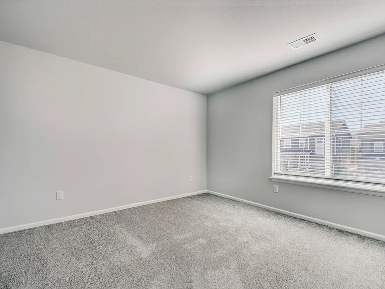 5724 S Fultondale Ct — Photo 19