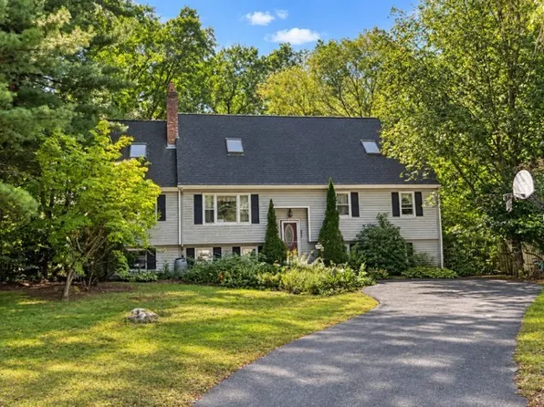 333 Mill St, Mansfield, MA 02048