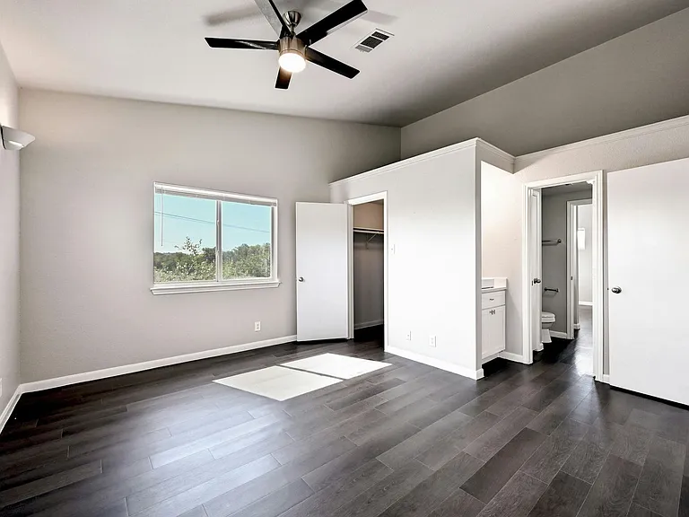 3412A Speedway St — Photo 22