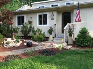 8913 Burke Rd, Burke, VA 22015