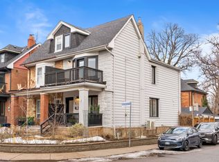 1 Ravina Cres, Toronto, ON M4J 3L9