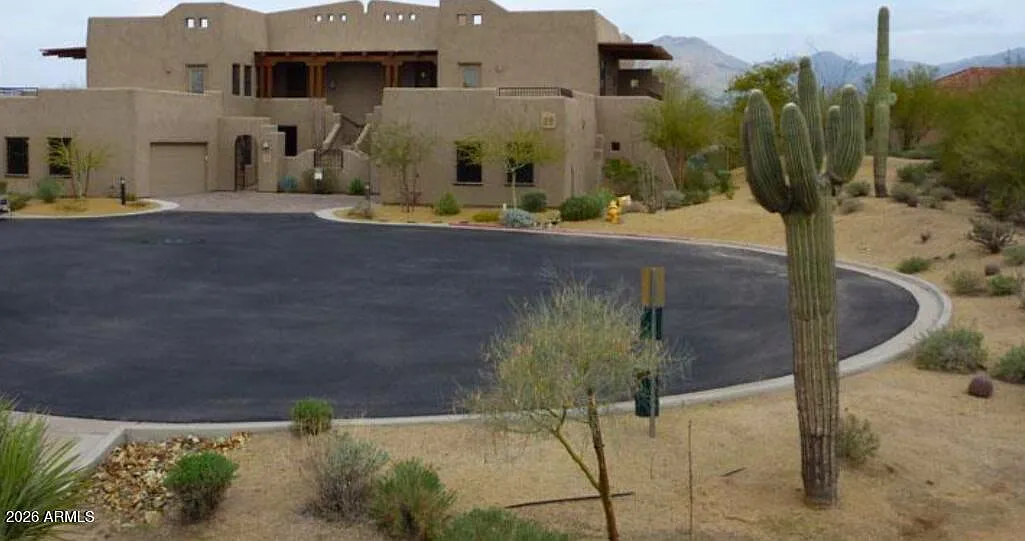 2 bed, 2.5 bath, 2100 sqft, $5,500 — Photo 1