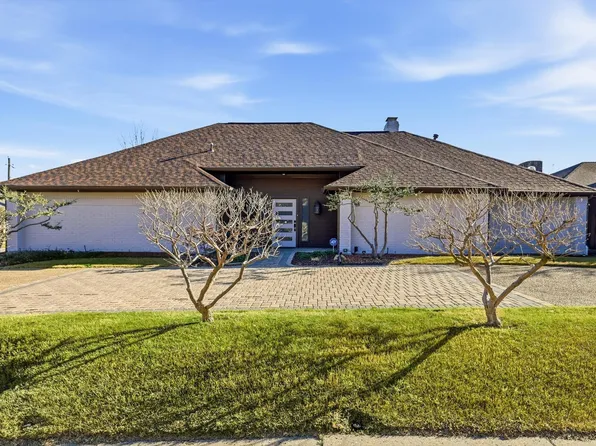 7736 Lone Moor Cir, Dallas, TX 75248