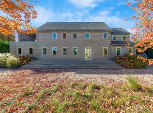 28 Beach Ln, Wainscott, NY 11975